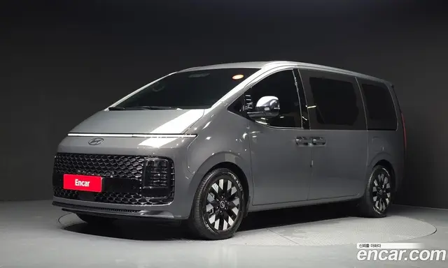 Hyundai Staria, 2025, 8 778 км