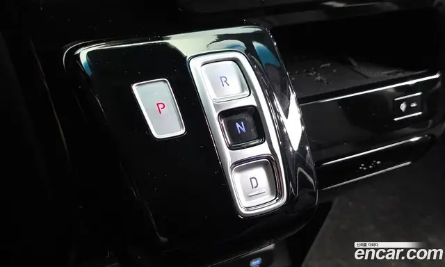 Hyundai Staria 2025 2.2 автомат (гидро), миниатюра 12