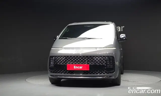 Hyundai Staria 2025 2.2 автомат (гидро), миниатюра 3