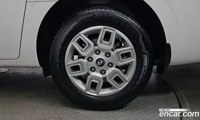 Hyundai Staria 2025 1.6 автомат (гидро), миниатюра 6 Hyundai Staria 2025 1.6 автомат (гидро), миниатюра 6