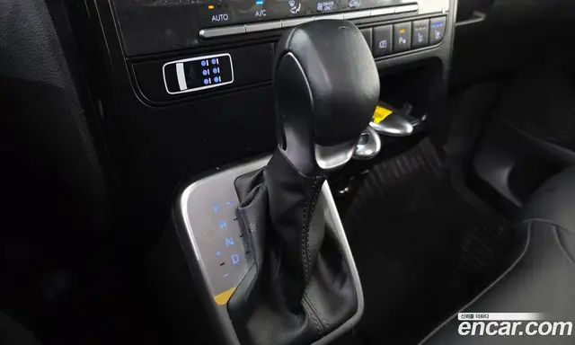 Hyundai Staria 2026 1.6 автомат (гидро), миниатюра 12