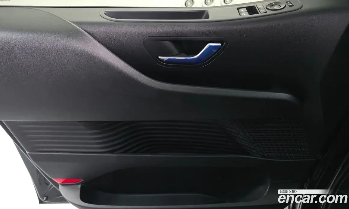 Hyundai Staria 2026 1.6 автомат (гидро), фото 14
