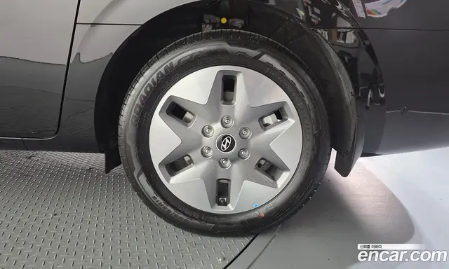 Hyundai Staria 2026 1.6 автомат (гидро), миниатюра 7