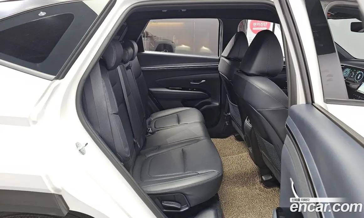 Hyundai Tucson 2023 1.6 автомат (гидро), фото 16