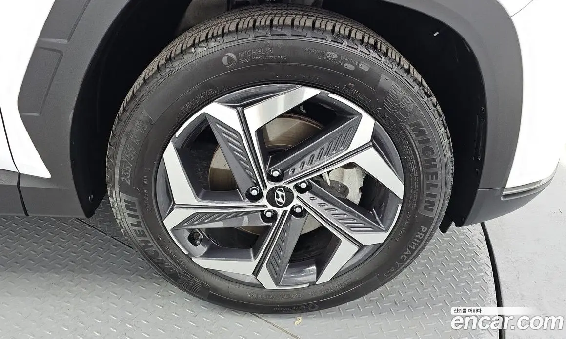 Hyundai Tucson 2023 1.6 автомат (гидро), фото 7