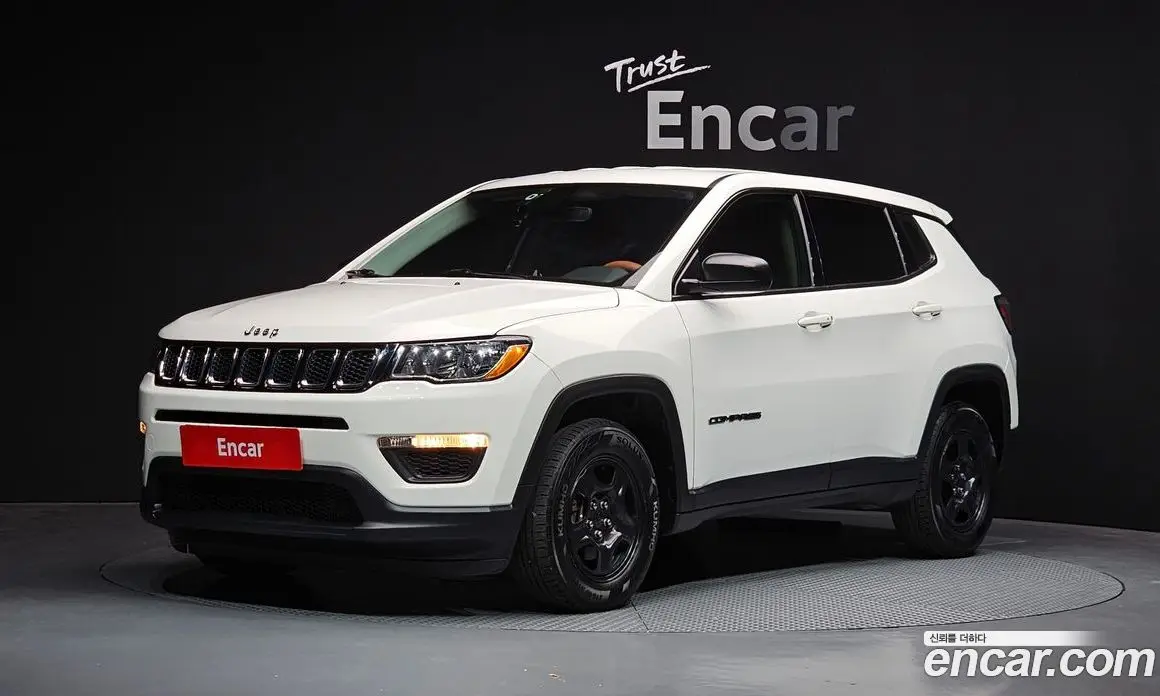 Jeep Compass 2018 2.4 автомат (гидро), фото 1 Jeep Compass 2018 2.4 автомат (гидро), фото 1