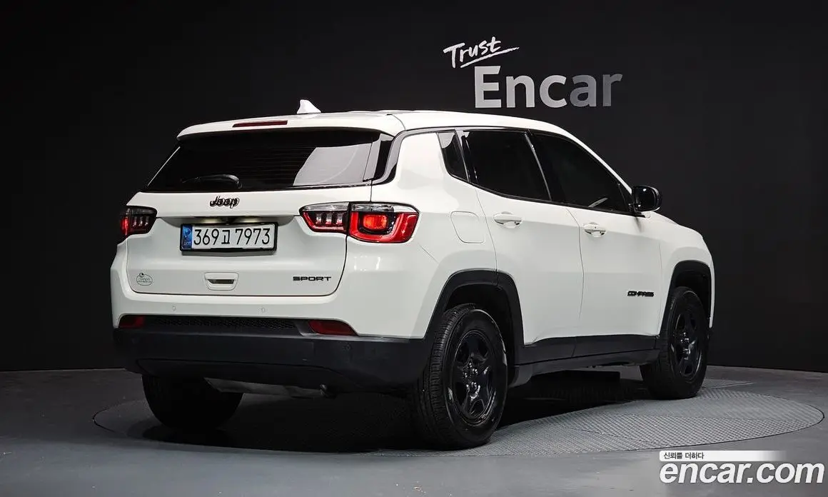 Jeep Compass 2018 2.4 автомат (гидро), фото 2 Jeep Compass 2018 2.4 автомат (гидро), фото 2