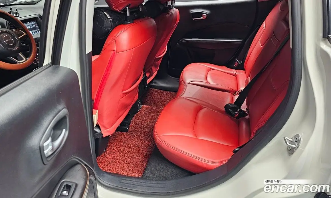 Jeep Compass 2018 2.4 автомат (гидро), фото 12 Jeep Compass 2018 2.4 автомат (гидро), фото 12