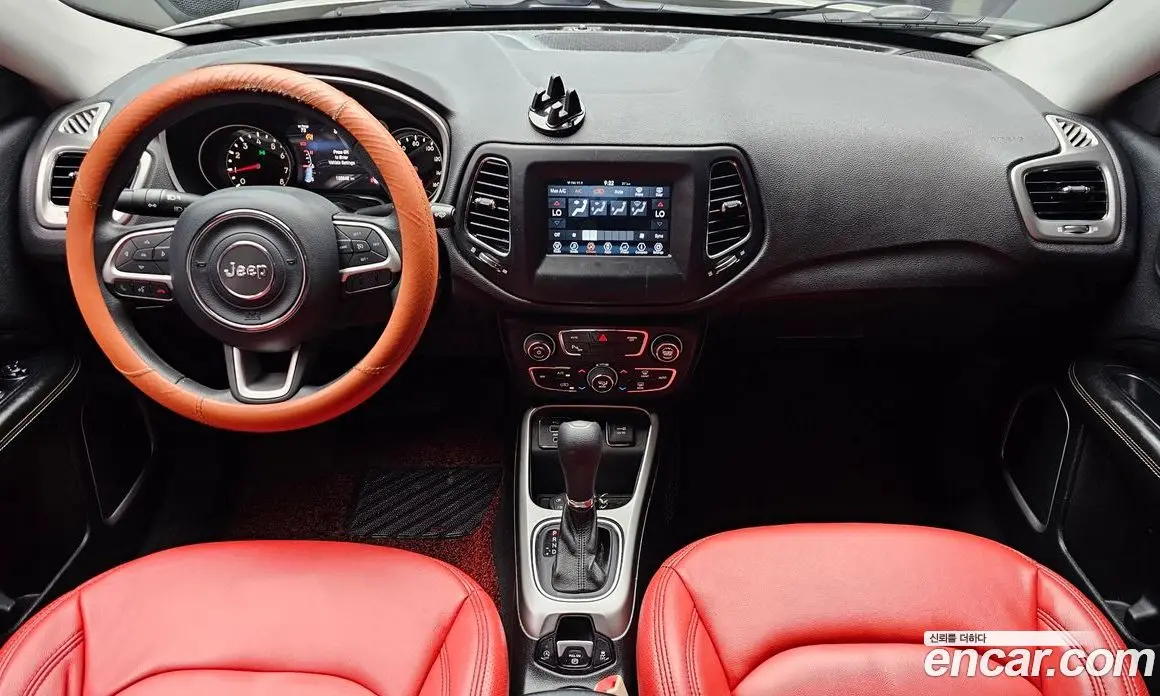 Jeep Compass 2018 2.4 автомат (гидро), фото 7 Jeep Compass 2018 2.4 автомат (гидро), фото 7