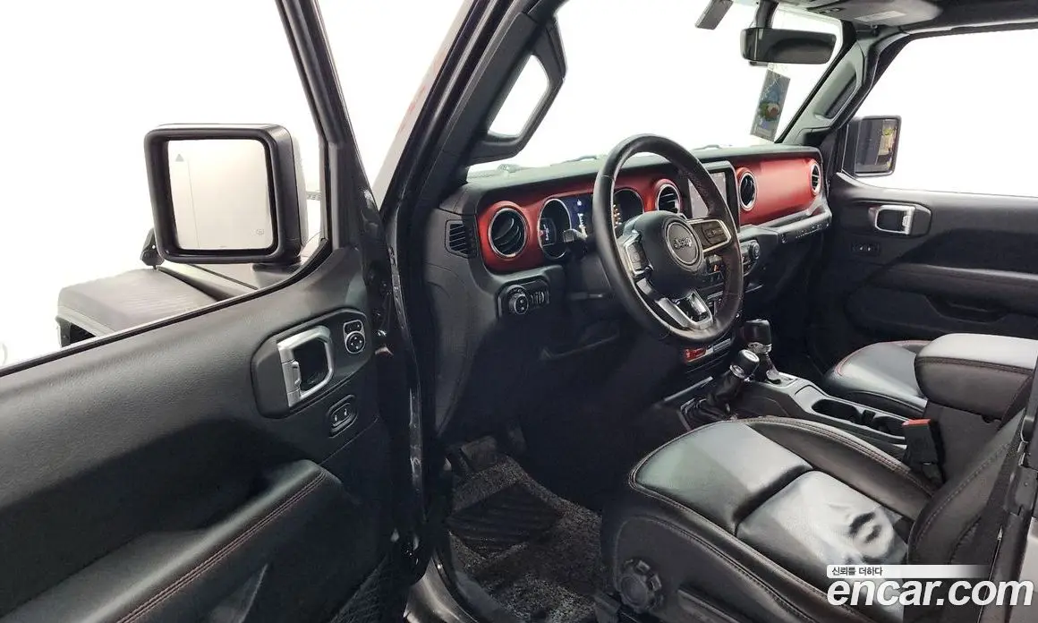 Jeep Wrangler 2020 2.0 автомат (гидро), фото 13 Jeep Wrangler 2020 2.0 автомат (гидро), фото 13