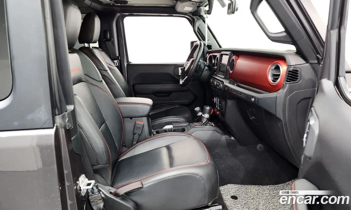 Jeep Wrangler 2020 2.0 автомат (гидро), фото 17 Jeep Wrangler 2020 2.0 автомат (гидро), фото 17