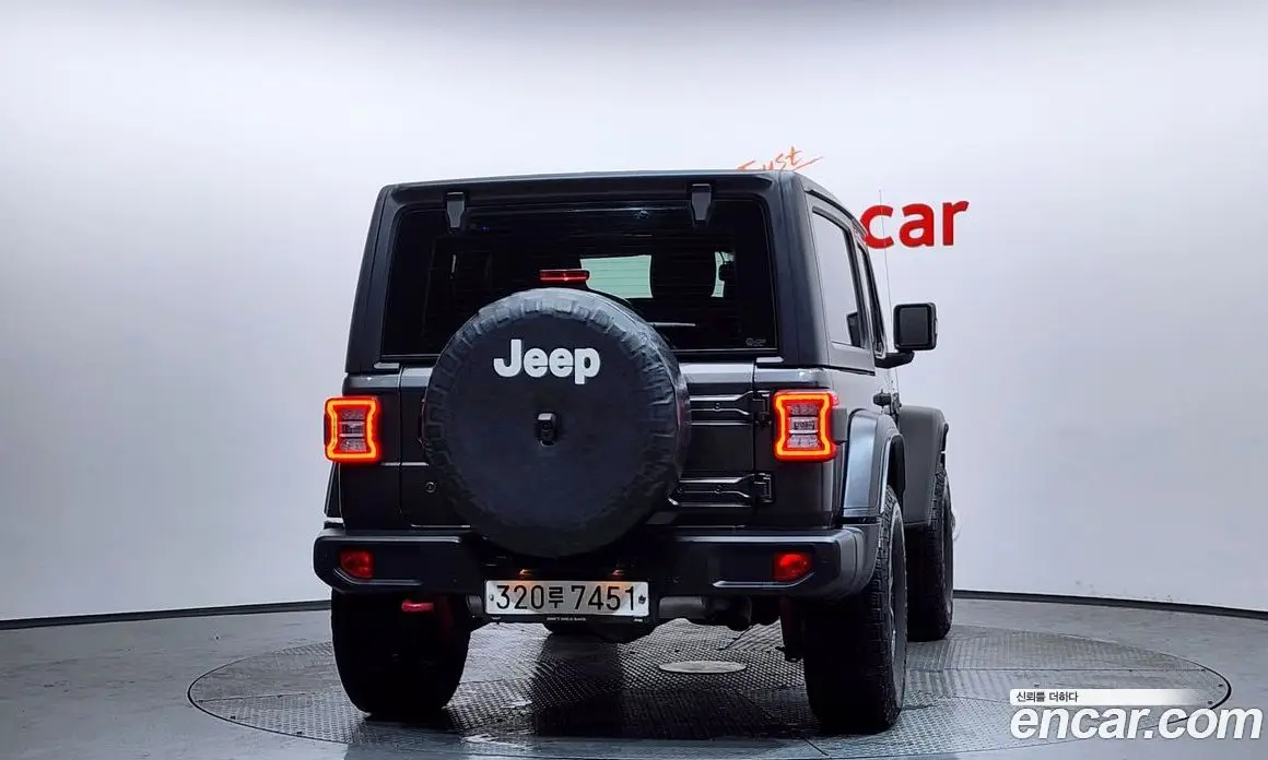 Jeep Wrangler 2020 2.0 автомат (гидро), фото 4 Jeep Wrangler 2020 2.0 автомат (гидро), фото 4