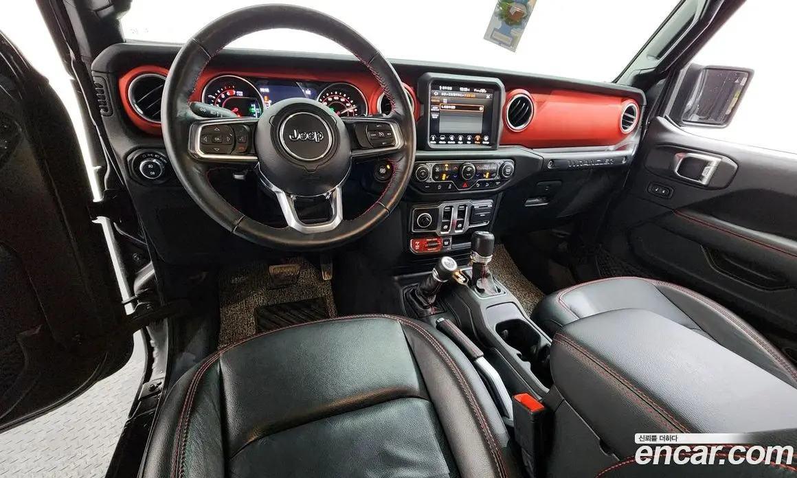 Jeep Wrangler 2020 2.0 автомат (гидро), фото 10 Jeep Wrangler 2020 2.0 автомат (гидро), фото 10