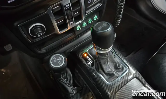 Jeep Wrangler 2021 2.0 автомат (гидро), миниатюра 12