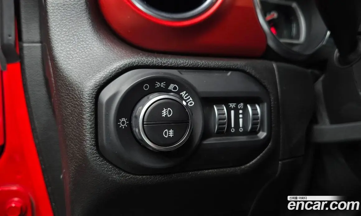 Jeep Wrangler 2021 2.0 автомат (гидро), фото 20 Jeep Wrangler 2021 2.0 автомат (гидро), фото 20