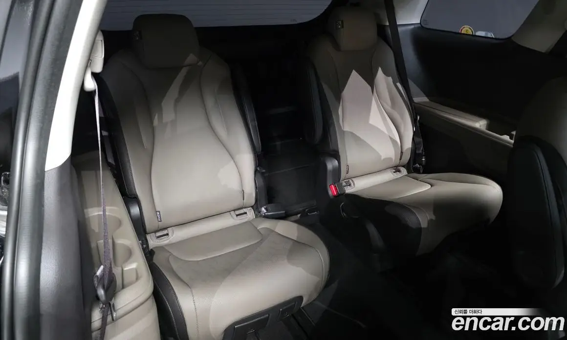 Kia Carnival 2024 2.2 автомат (гидро), фото 19 Kia Carnival 2024 2.2 автомат (гидро), фото 19