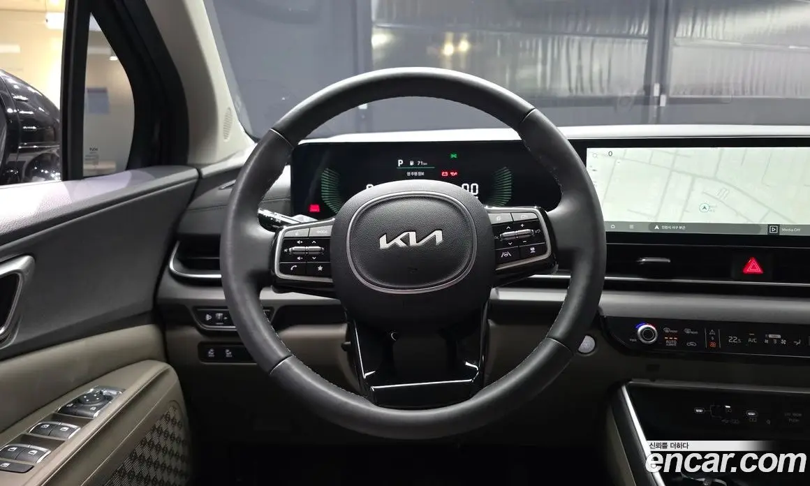 Kia Carnival 2024 2.2 автомат (гидро), фото 20 Kia Carnival 2024 2.2 автомат (гидро), фото 20