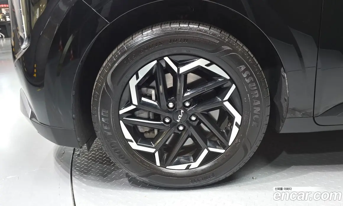 Kia Carnival 2024 2.2 автомат (гидро), фото 5 Kia Carnival 2024 2.2 автомат (гидро), фото 5