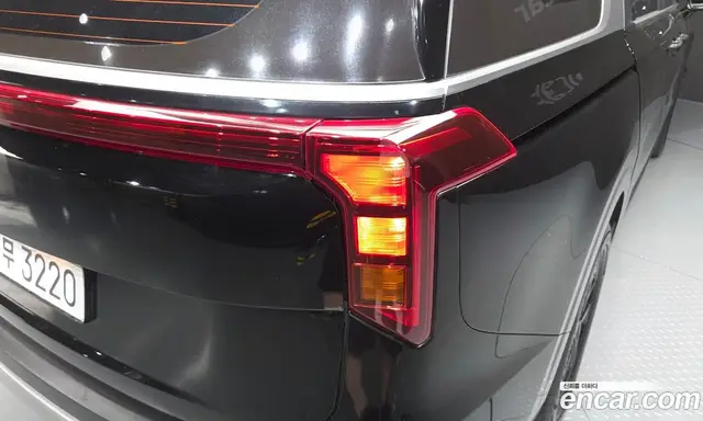 Kia Carnival 2024 2.2 автомат (гидро), миниатюра 9 Kia Carnival 2024 2.2 автомат (гидро), миниатюра 9