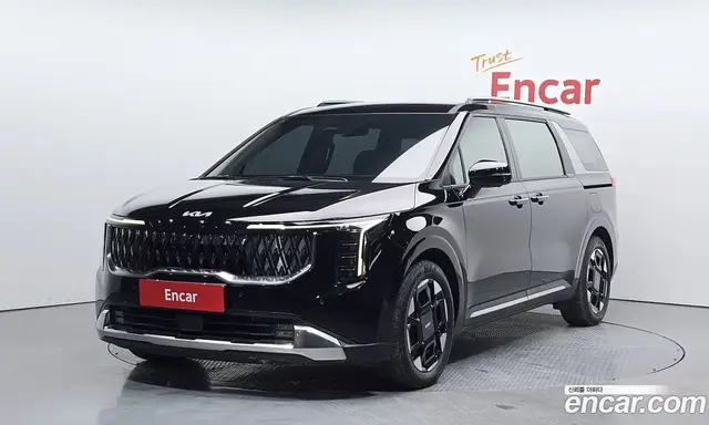 Kia Carnival, 2025, 17 812 км