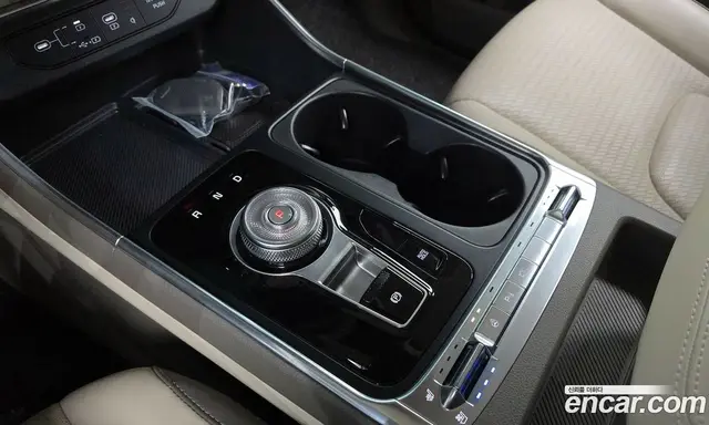 Kia Carnival 2025 2.2 автомат (гидро), миниатюра 12
