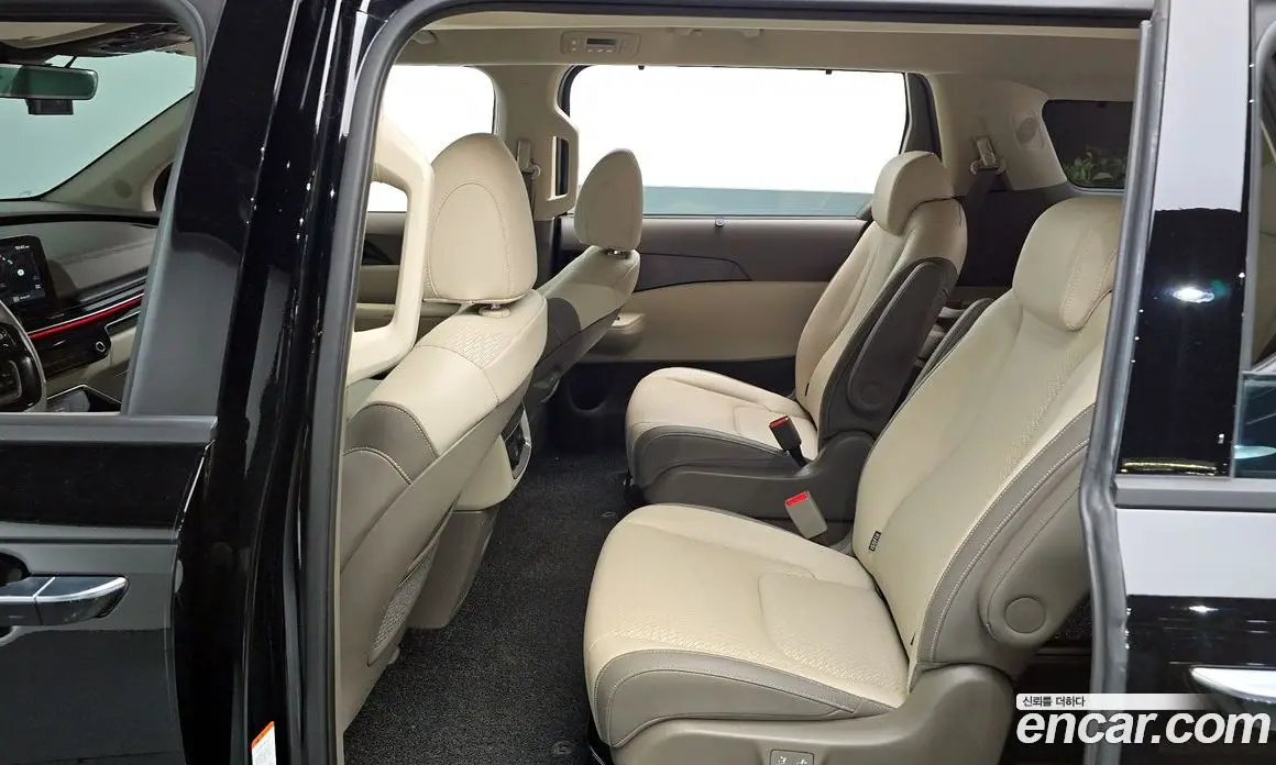 Kia Carnival 2025 2.2 автомат (гидро), фото 15 Kia Carnival 2025 2.2 автомат (гидро), фото 15