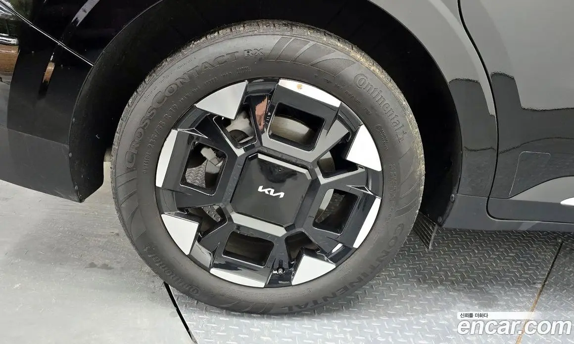Kia Carnival 2025 2.2 автомат (гидро), фото 5 Kia Carnival 2025 2.2 автомат (гидро), фото 5