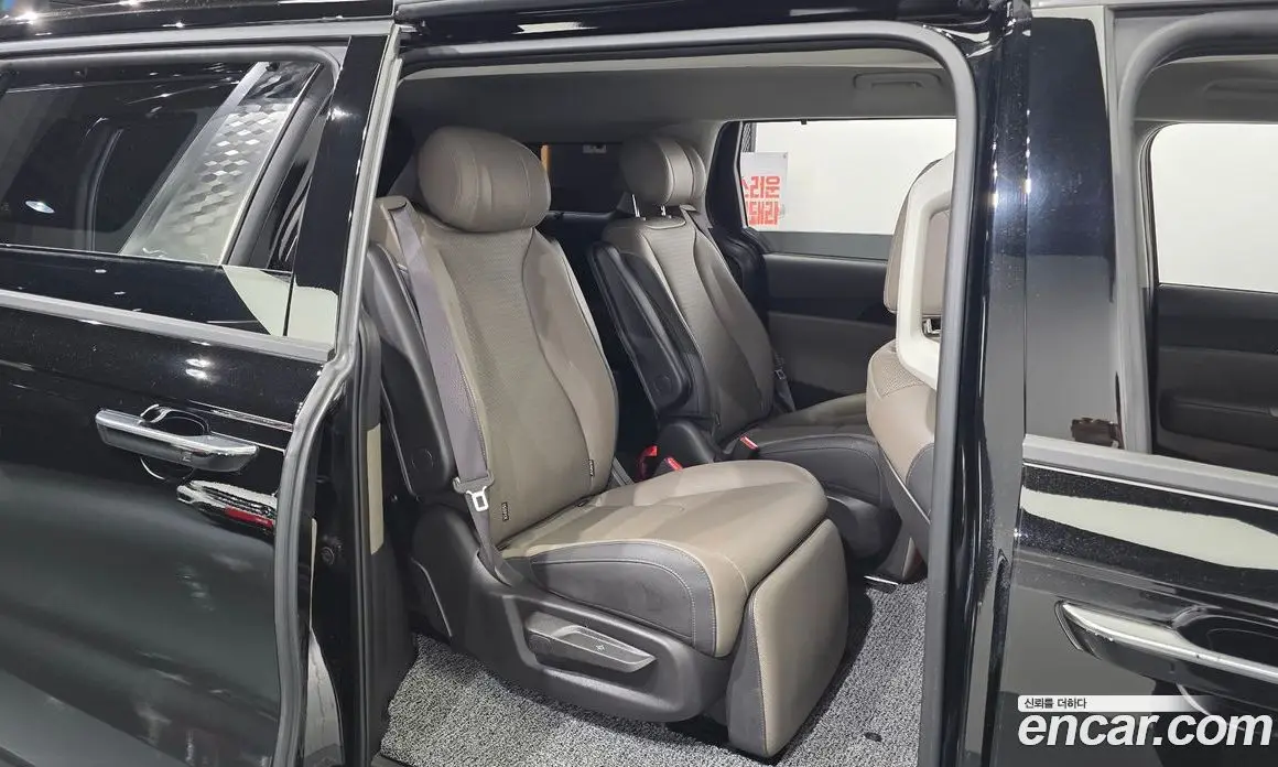 Kia Carnival 2025 3.5 автомат (гидро), фото 17