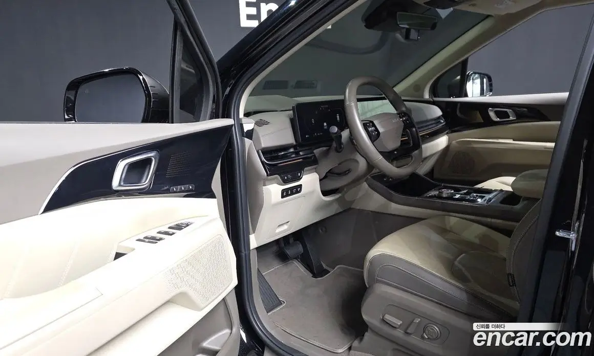 Kia Carnival 2025 2.2 автомат (гидро), фото 13 Kia Carnival 2025 2.2 автомат (гидро), фото 13