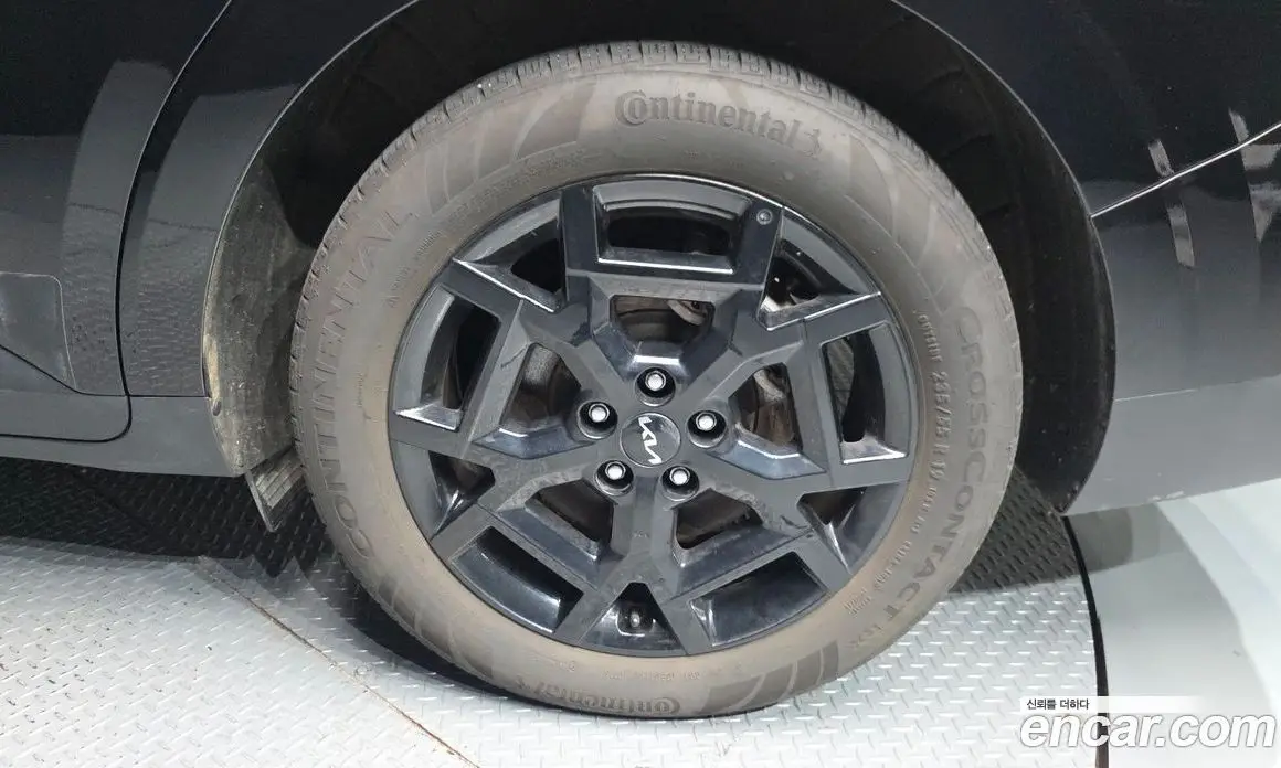 Kia Carnival 2025 2.2 автомат (гидро), фото 7 Kia Carnival 2025 2.2 автомат (гидро), фото 7