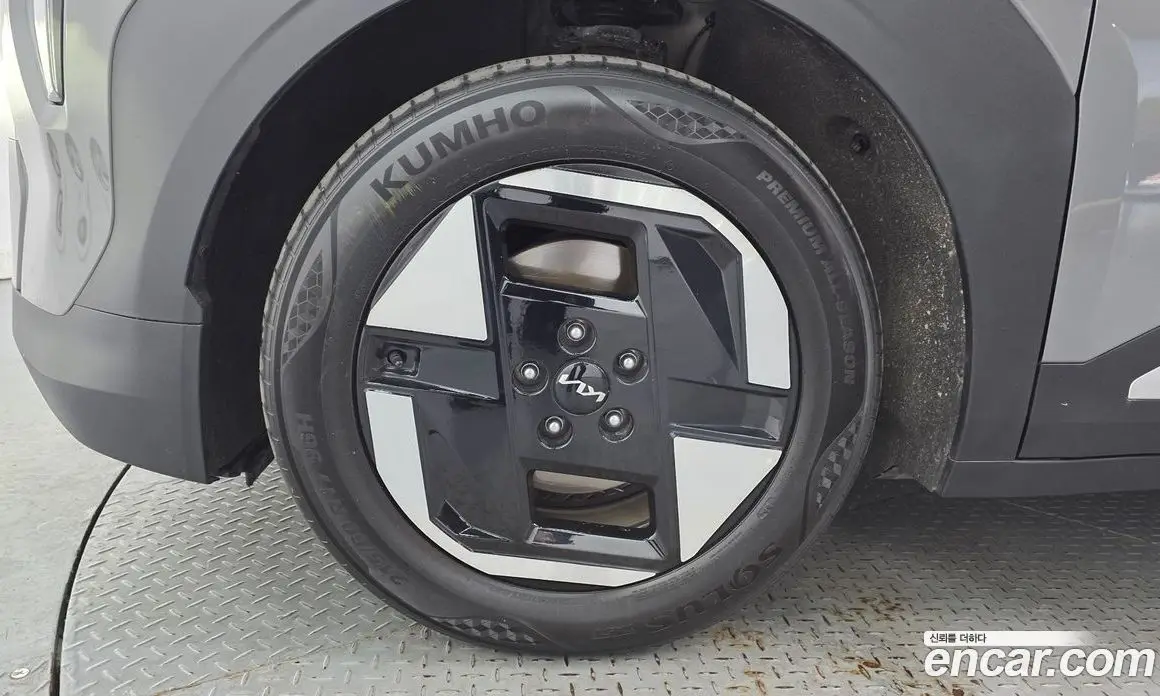 Kia EV3 2024 0.2 автомат (гидро), фото 5 Kia EV3 2024 0.2 автомат (гидро), фото 5