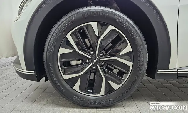 Kia EV6 2021 0.1 автомат (гидро), миниатюра 4