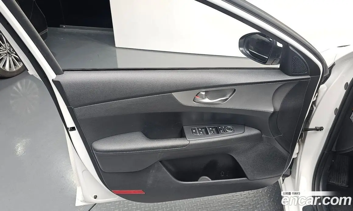 Kia K3 2020 1.6 автомат (гидро), фото 14 Kia K3 2020 1.6 автомат (гидро), фото 14