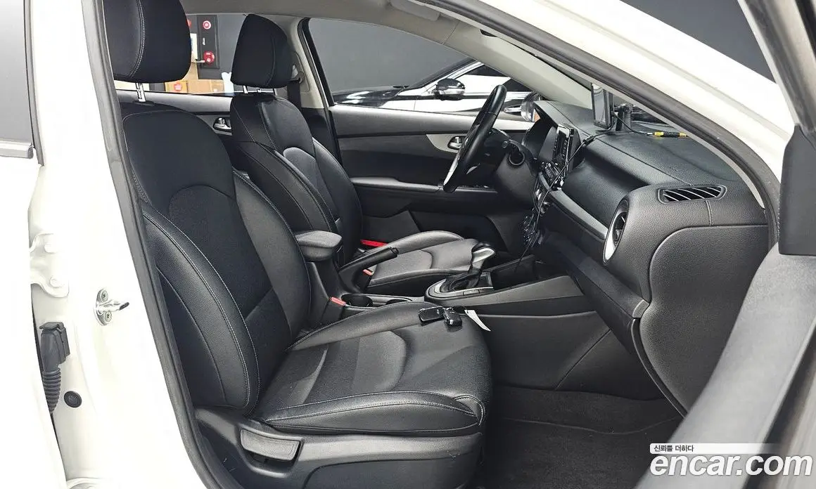 Kia K3 2020 1.6 автомат (гидро), фото 15 Kia K3 2020 1.6 автомат (гидро), фото 15