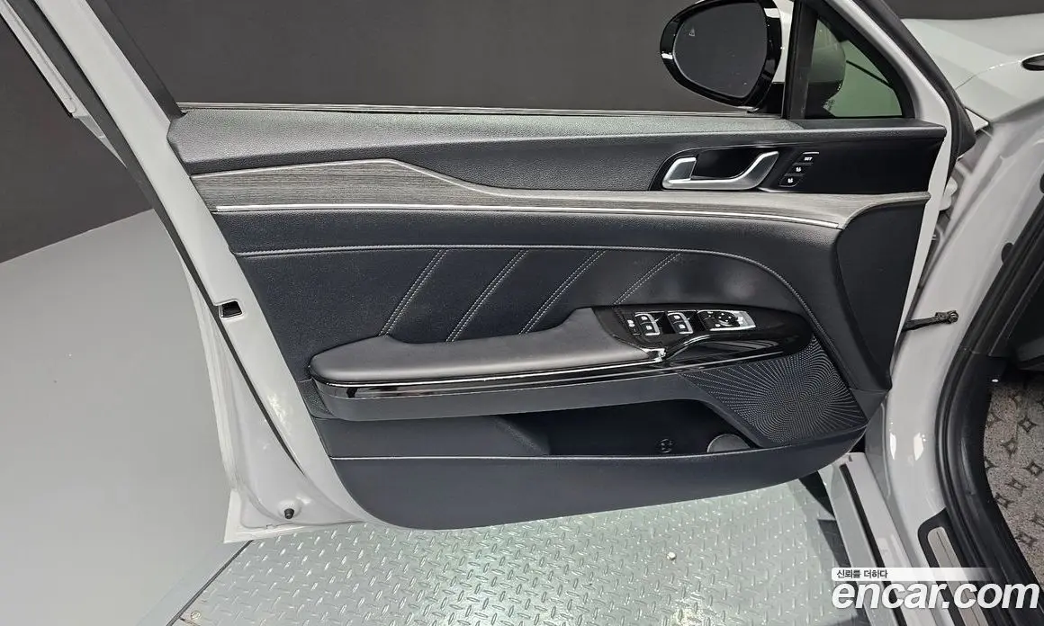 Kia K5 (Optima) 2023 1.6 автомат (гидро), фото 15 Kia K5 (Optima) 2023 1.6 автомат (гидро), фото 15