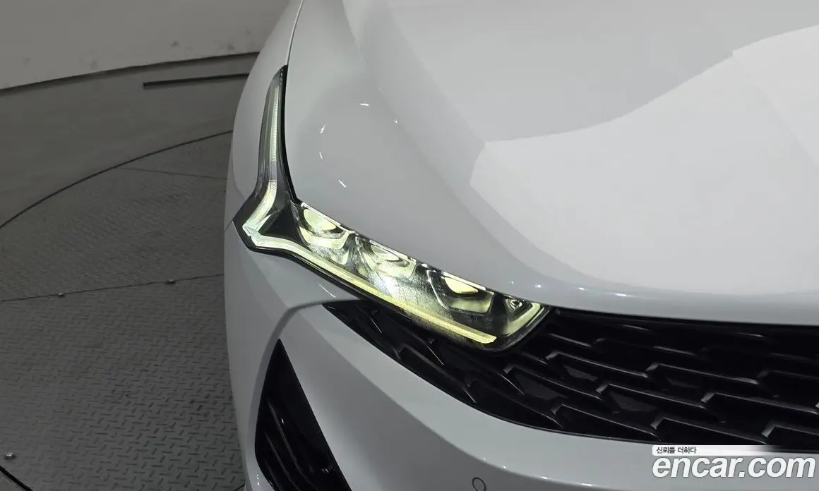 Kia K5 (Optima) 2023 1.6 автомат (гидро), фото 8 Kia K5 (Optima) 2023 1.6 автомат (гидро), фото 8
