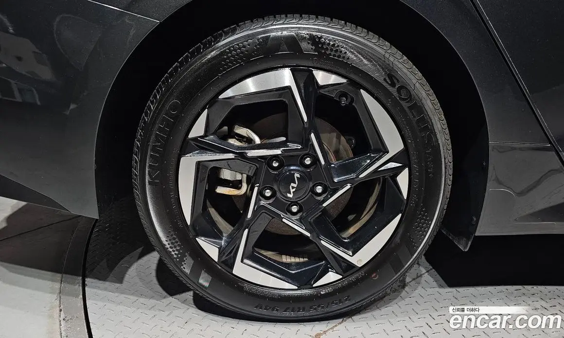 Kia K5 (Optima) 2024 2.0 автомат (гидро), фото 5 Kia K5 (Optima) 2024 2.0 автомат (гидро), фото 5