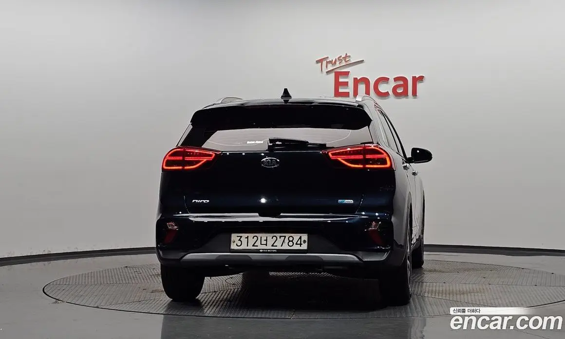 Kia Niro 2020 1.6 автомат (гидро), фото 4