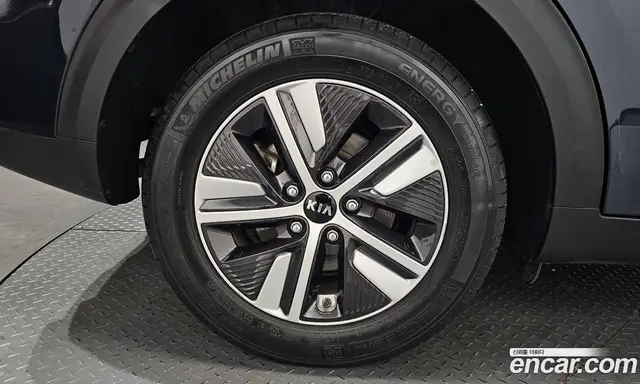 Kia Niro 2020 1.6 автомат (гидро), миниатюра 7
