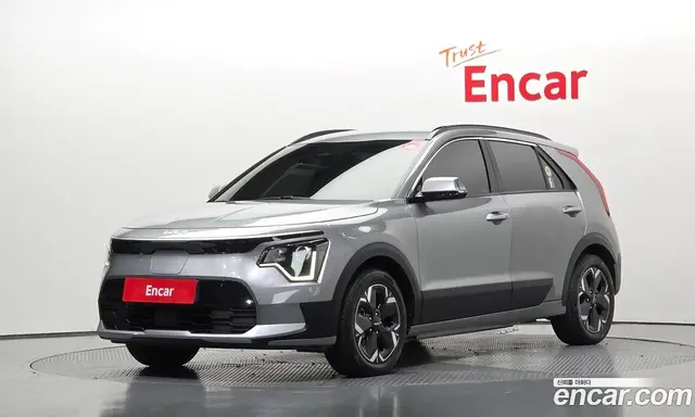 Kia Niro, 2023, 42 359 км