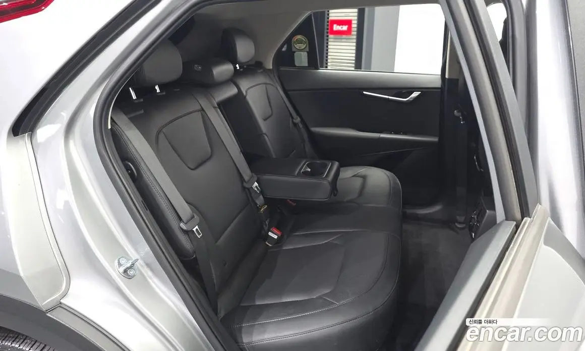 Kia Niro 2023 0.2 автомат (гидро), фото 17
