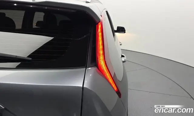 Kia Niro 2023 0.2 автомат (гидро), миниатюра 9