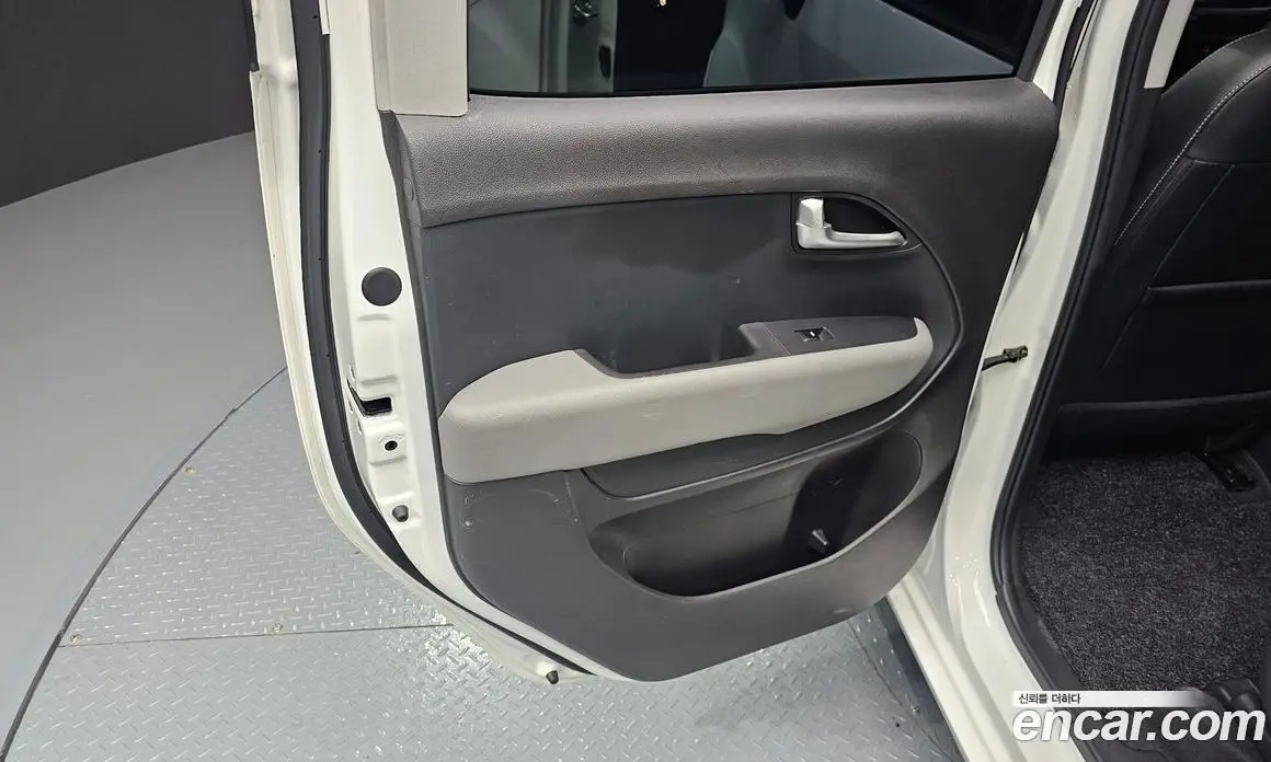 Kia Ray 2021 1.0 автомат (гидро), фото 15 Kia Ray 2021 1.0 автомат (гидро), фото 15