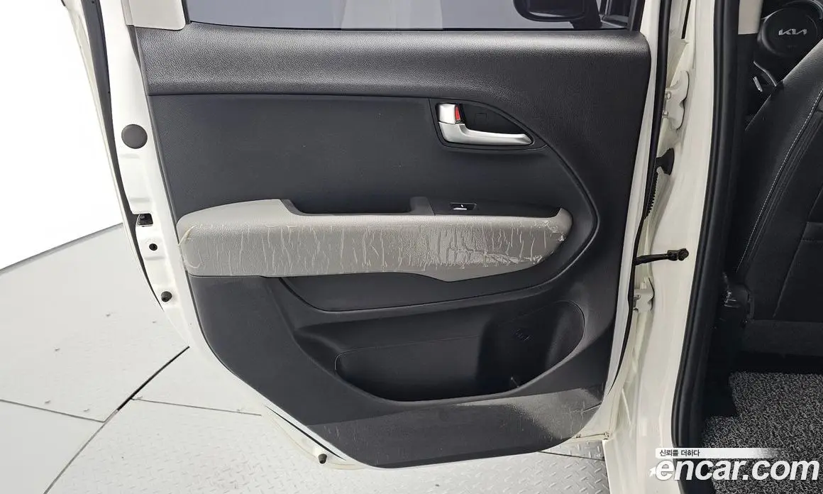 Kia Ray 2022 1.0 автомат (гидро), фото 15 Kia Ray 2022 1.0 автомат (гидро), фото 15