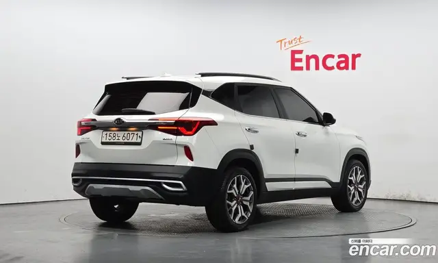 Kia Seltos 2020 1.6 автомат (гидро), миниатюра 2