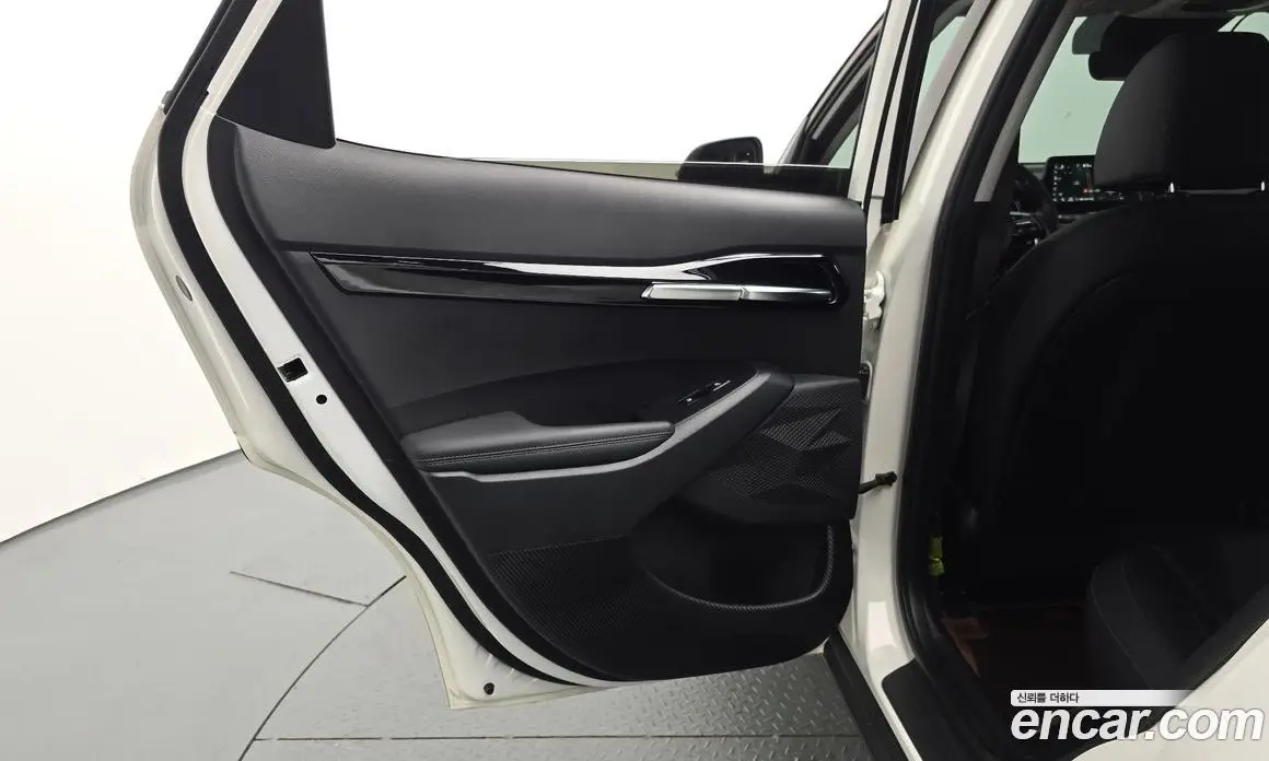 Kia Seltos 2020 1.6 автомат (гидро), фото 15
