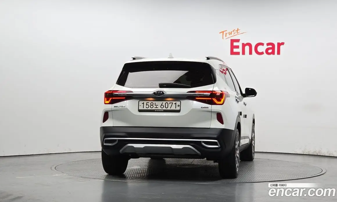 Kia Seltos 2020 1.6 автомат (гидро), фото 4
