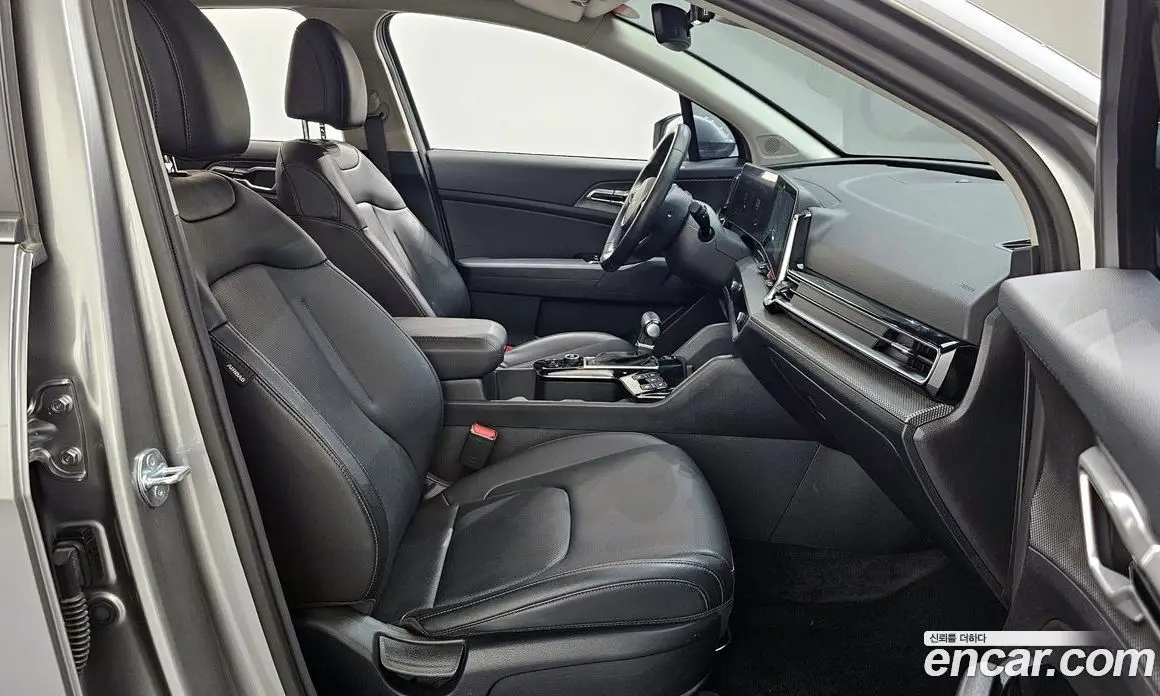 Kia Sportage 2023 2.0 автомат (гидро), фото 17
