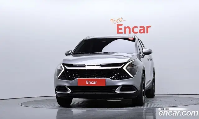 Kia Sportage 2023 2.0 автомат (гидро), миниатюра 3
