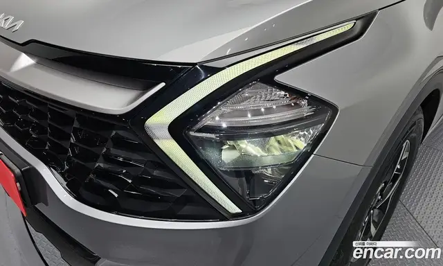 Kia Sportage 2023 2.0 автомат (гидро), миниатюра 8